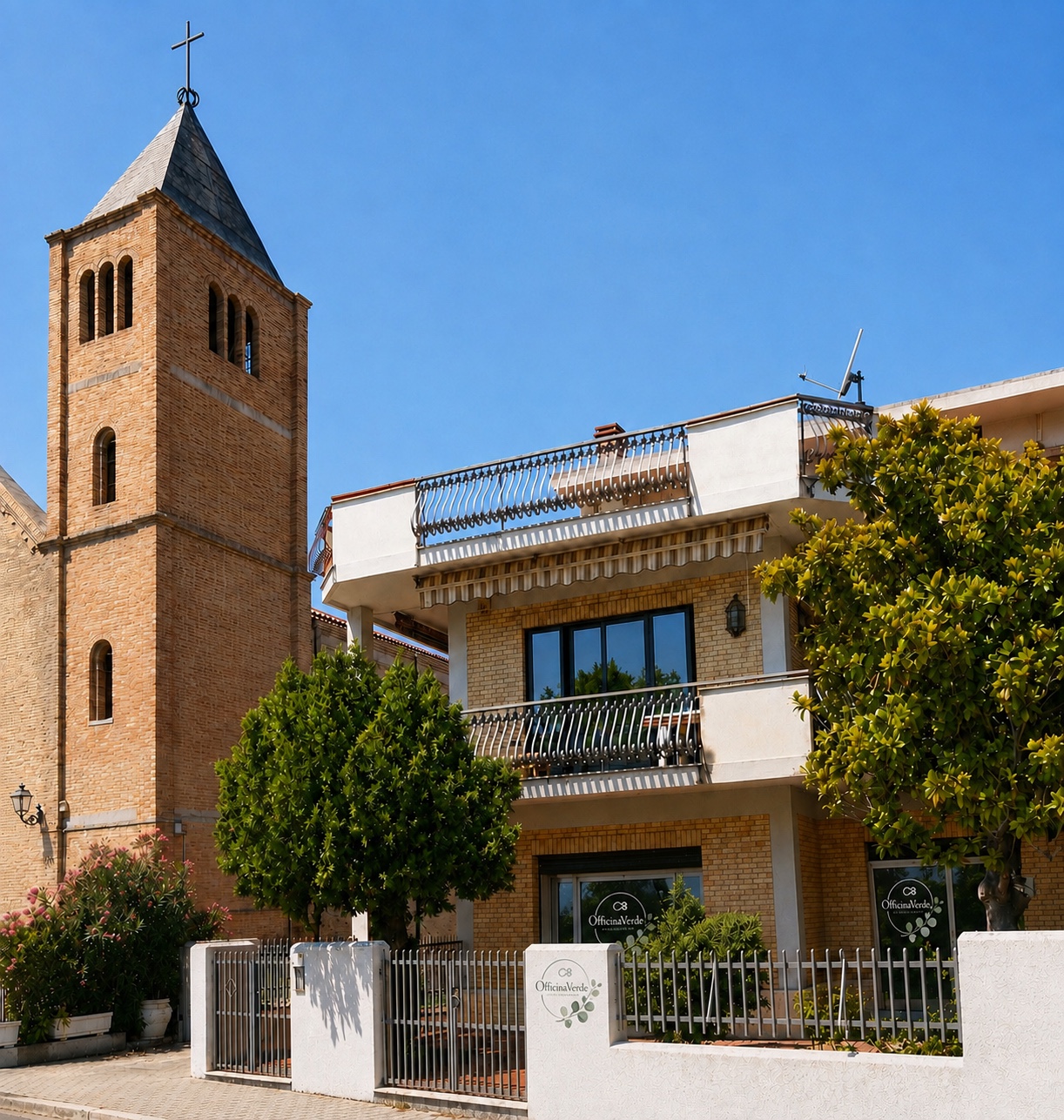 Façade et accès de CS Officina Verde à Piano D’Orta